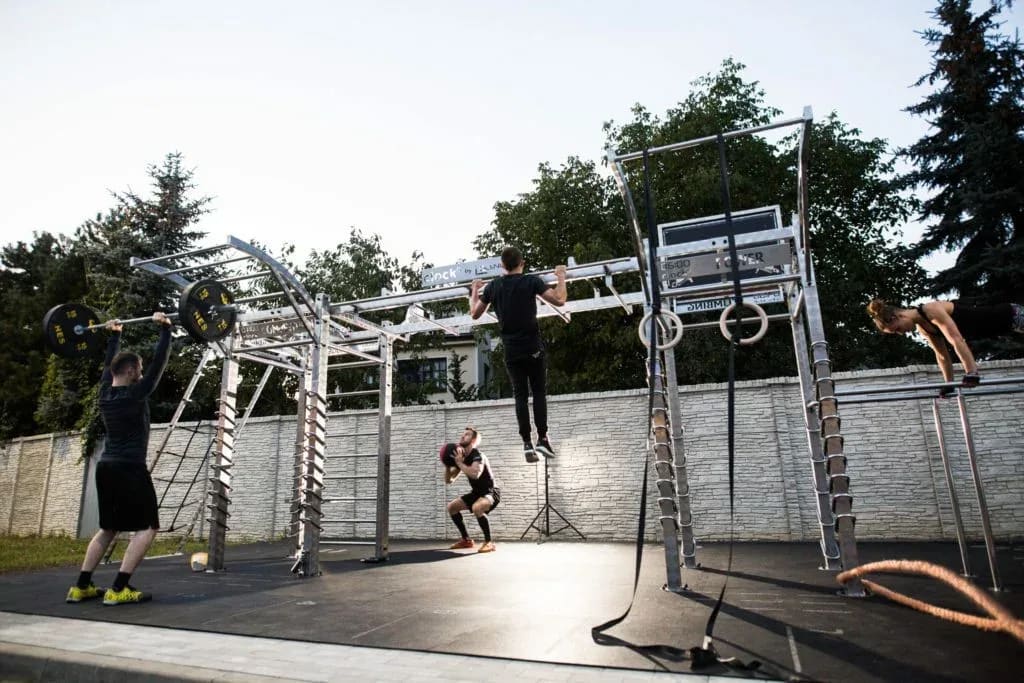 IVE Gym treningsapparater i rustfritt stål for utendørs styrketrening i treningspark