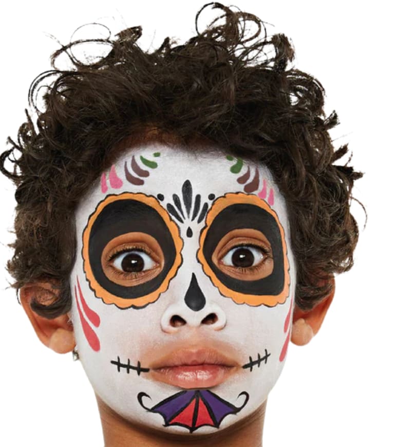 Gi barna en uhyggelig morsom opplevelse med ansiktsmaling til Halloween. Enkle idéer, trygge produkter og masse kreativ moro.