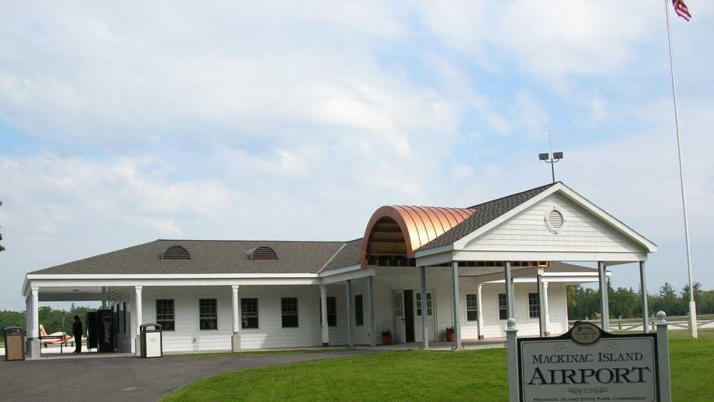 Charter Phone Service >> Mackinac Island Airport (MCD) | Michigan Charter Phone Service >> Mackinac Island Airport (MCD) | Michigan