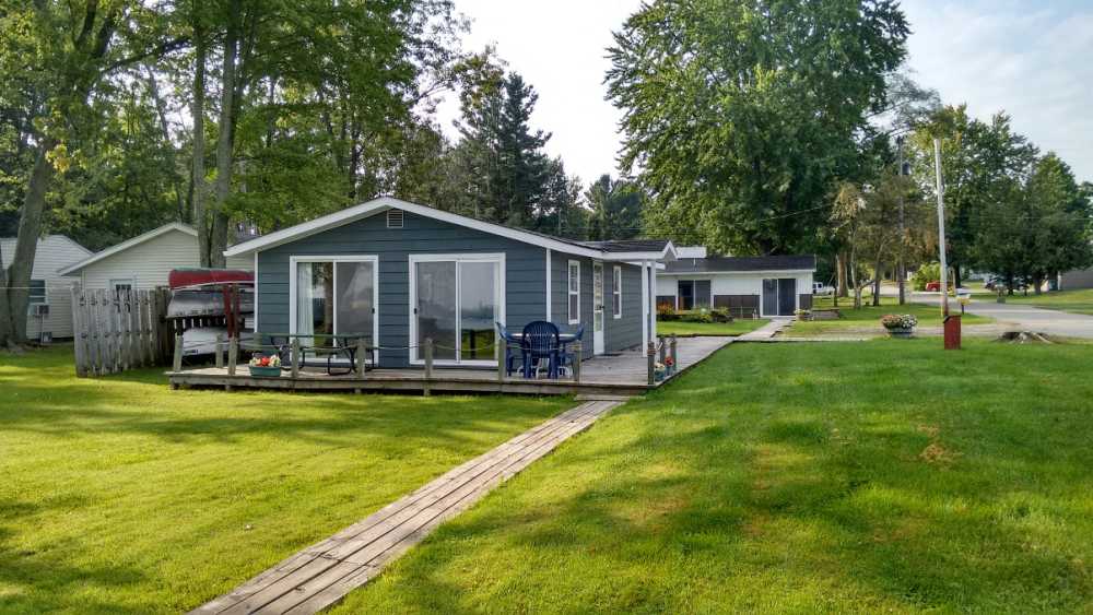 Fremont Lake Cottages Michigan