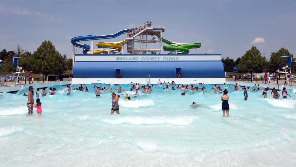 Red Oaks Waterpark Michigan