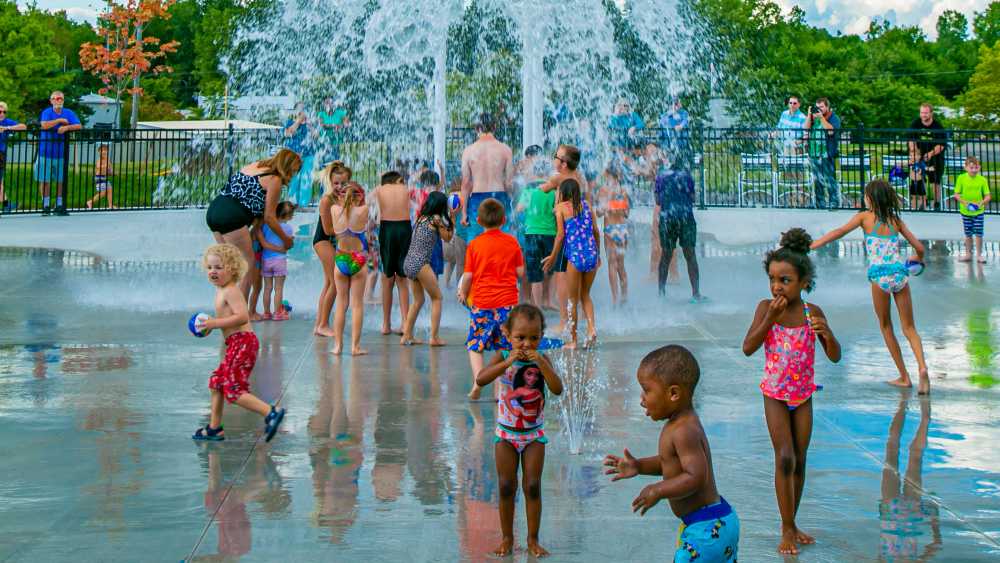 Quirk Park Splash Pad Senior Garden Michigan