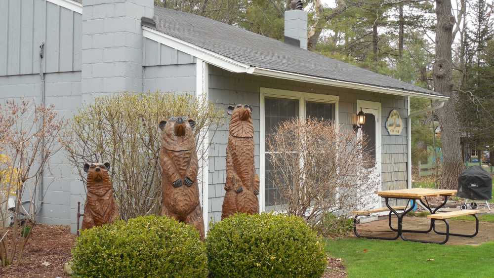 Glen Arbor Bed & Breakfast and Cottages Michigan