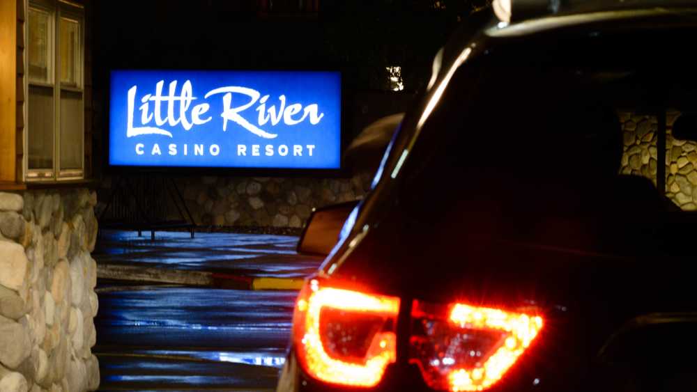 little river casino resort hours