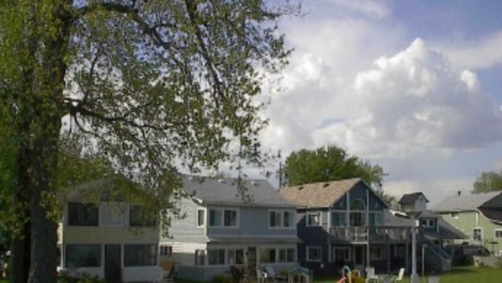 Island House Resorts At Lake Erie Luna Pier Michigan