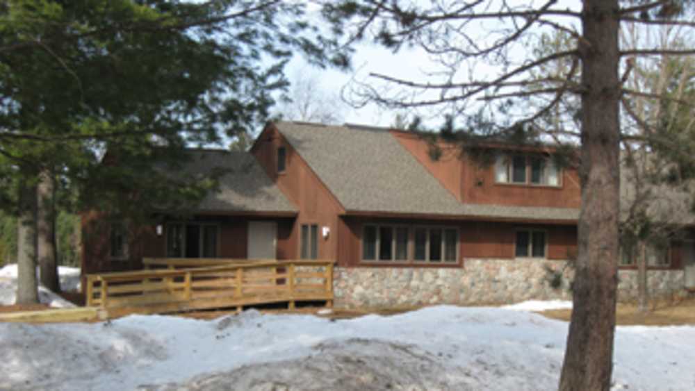 Tahquamenon Falls Lodge Michigan