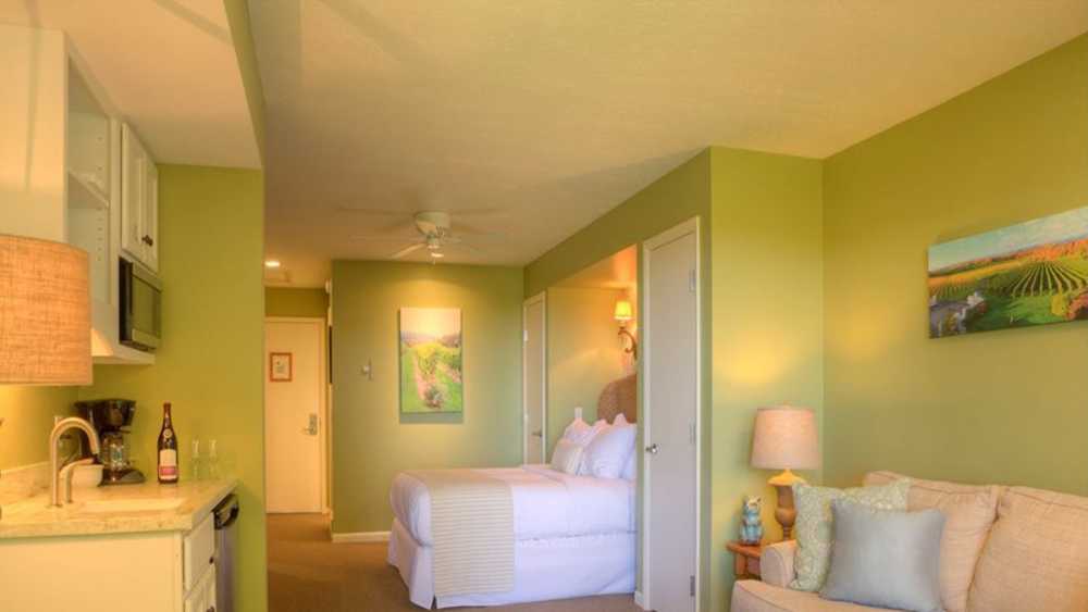 Inn at Chateau Grand Traverse Michigan