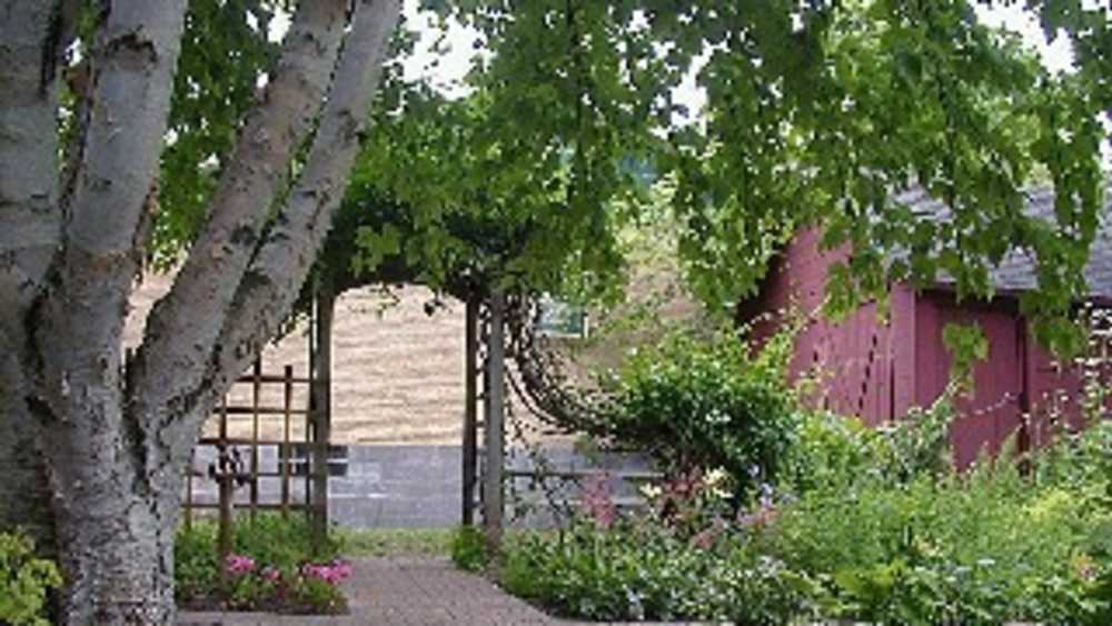 Public Gardens Of The Einerlei Michigan - 