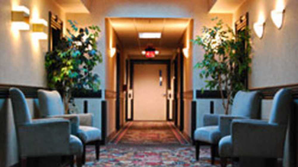 The Concorde Inn Rochester Hills Michigan More To Explore