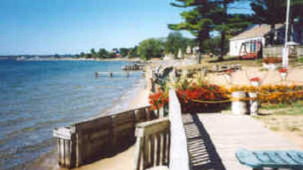 Tawas Inn Resort | Michigan