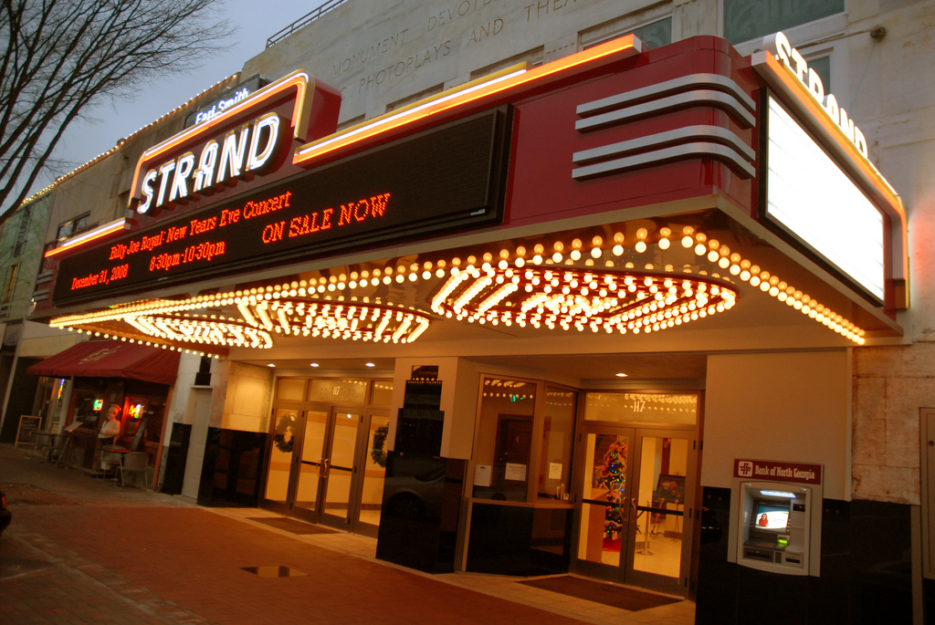 Earl And Rachel Smith Strand Theatre Official Georgia Tourism Travel Website Explore Georgia Org