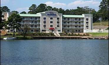 Baymont Inn & Suites