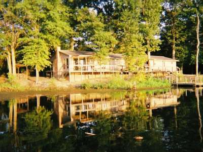 Beaver Lake Lodges