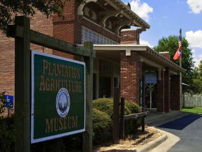 Plantation_Agriculture_Museum_Scott_TGS_8254.jpg
