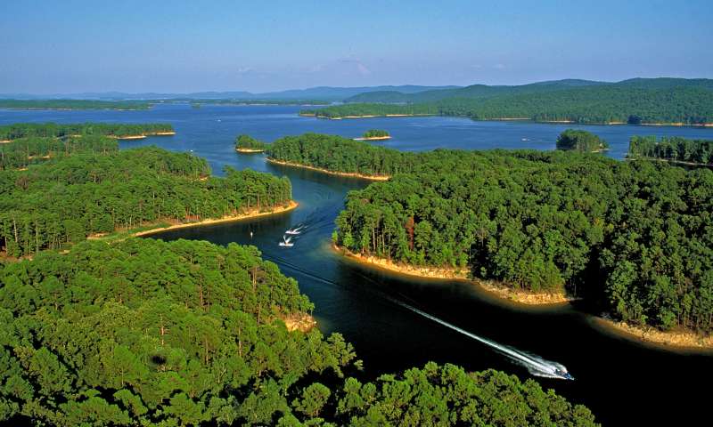 18+ Lake Camping Arkansas