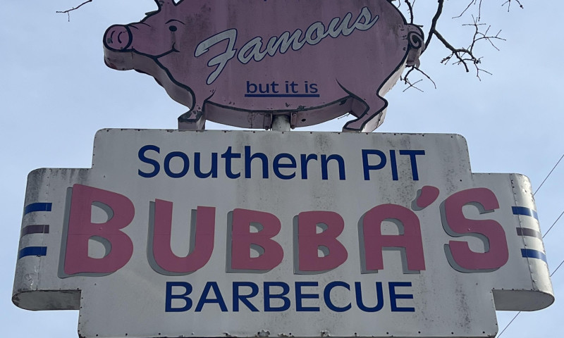 Bubba's Barbecue sign