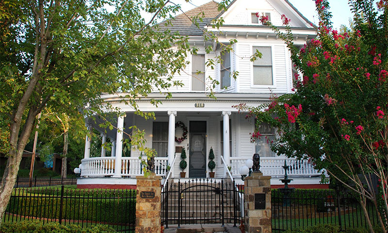 The Gables Inn Bed and Breakfast In Hot Springs, Arkansas 