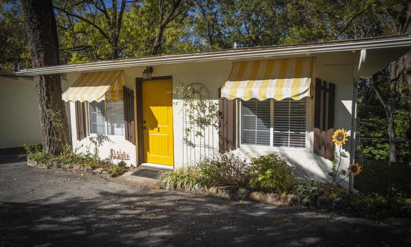 Sherwood Court Eureka Springs AR Arkansas com