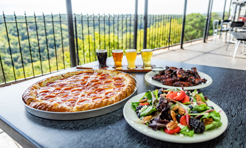 Skybar Gourmet Pizza