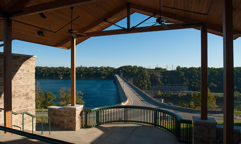 Wade Fishing Rim Shoals - Rim Shoals Resort on White River - Mountain Home,  AR