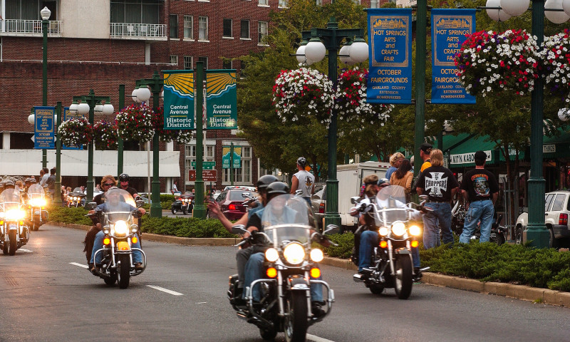 A motorcycle tour along the Diamond Run