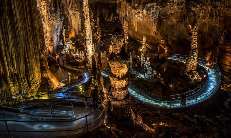 Arkansas Caves - inside of Blanchard Caverns