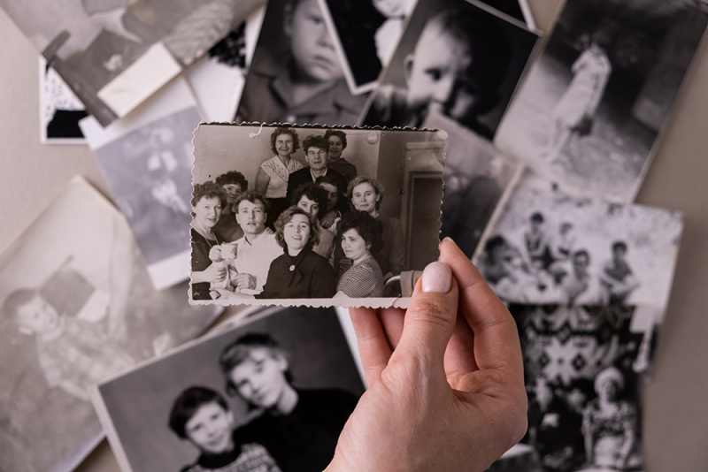 Stack of photos - selecting pictures for a slideshow