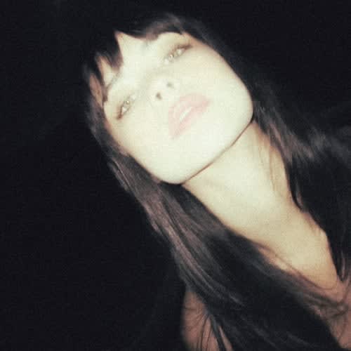 iris ♡'s profile