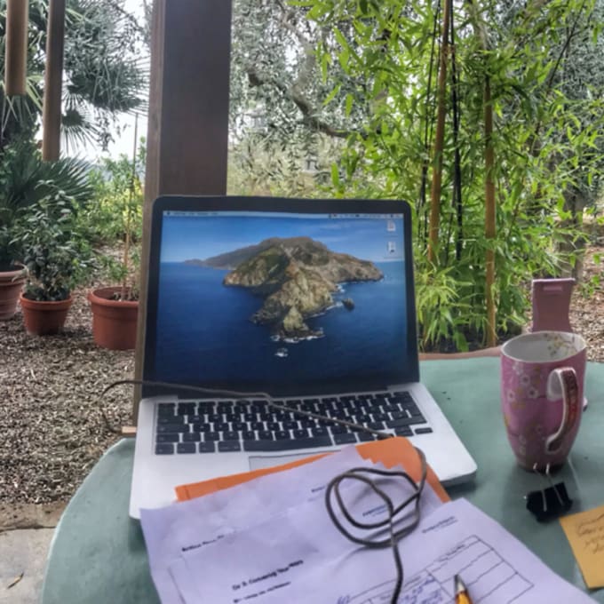 "Before I started this program, I felt overwhelmed with building up my coaching business and didn't know where to focus and felt that I had no real support"