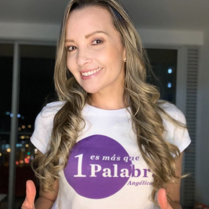 “Antes del programa me costaba más aquietar mis pensamientos, después de cada ejercicio y la información maravillosa que comparte Jeffry fui más compasiva conmigo“