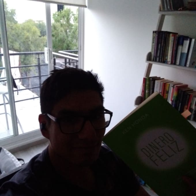 Hoy día puedo decir que no me falta, tengo lo necesario por hoy y estoy muy agradecido por ello
