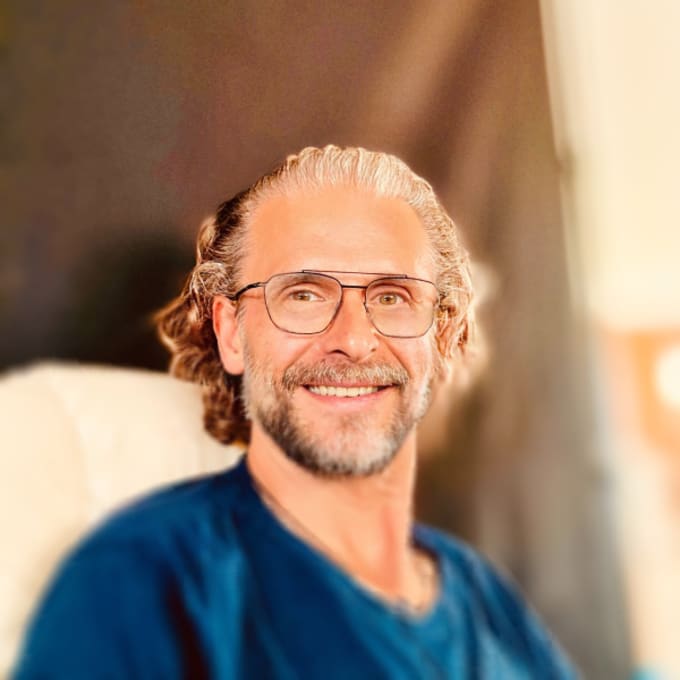 "Within just four weeks, I manifested from zero to six clients and generated a beautiful five-figure amount in coaching income"
