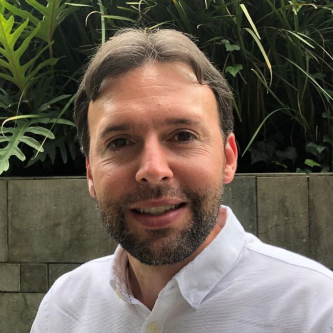 "Practical, down-to-earth ways to incorporate AI into my day-to-day work and life."