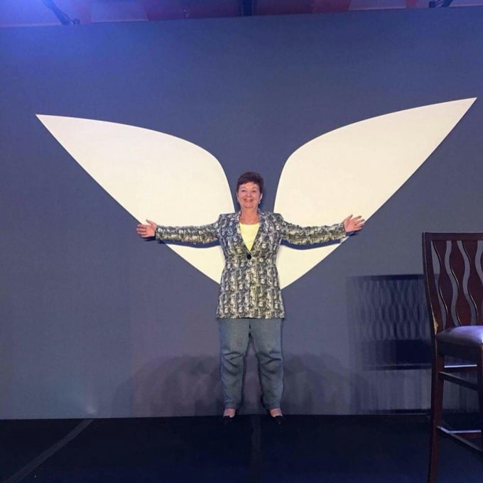 "Donna exudes wisdom and flows energy as we all naturally do. We just need to learn how to use it"