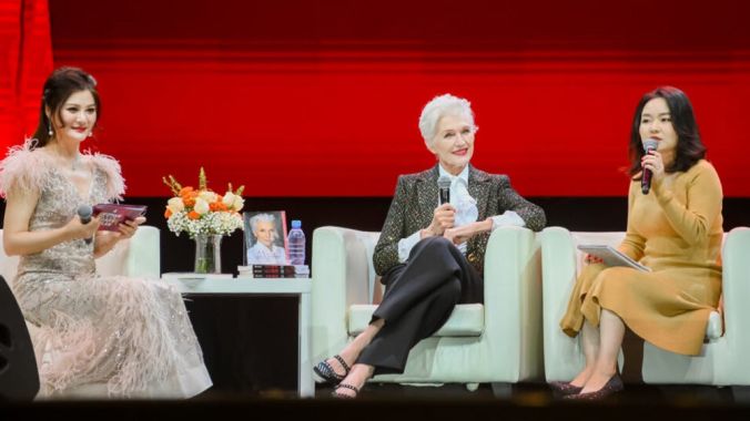 Maye Musk 1
