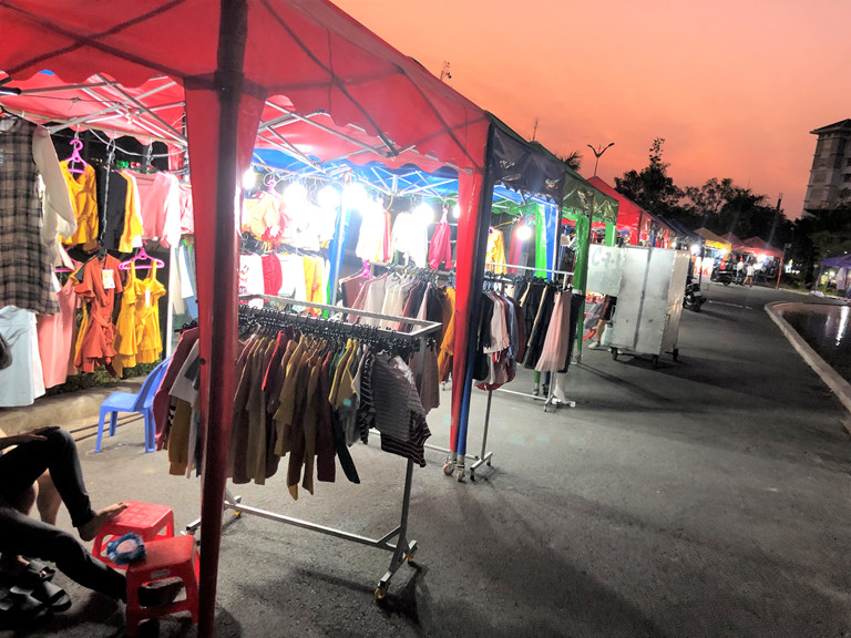 (Nguồn: thannien.vn) Khu "shopping" ưa thích của sinh viên