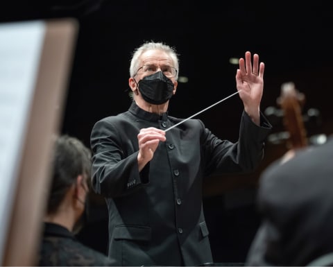 Osmo Vänskä conducting