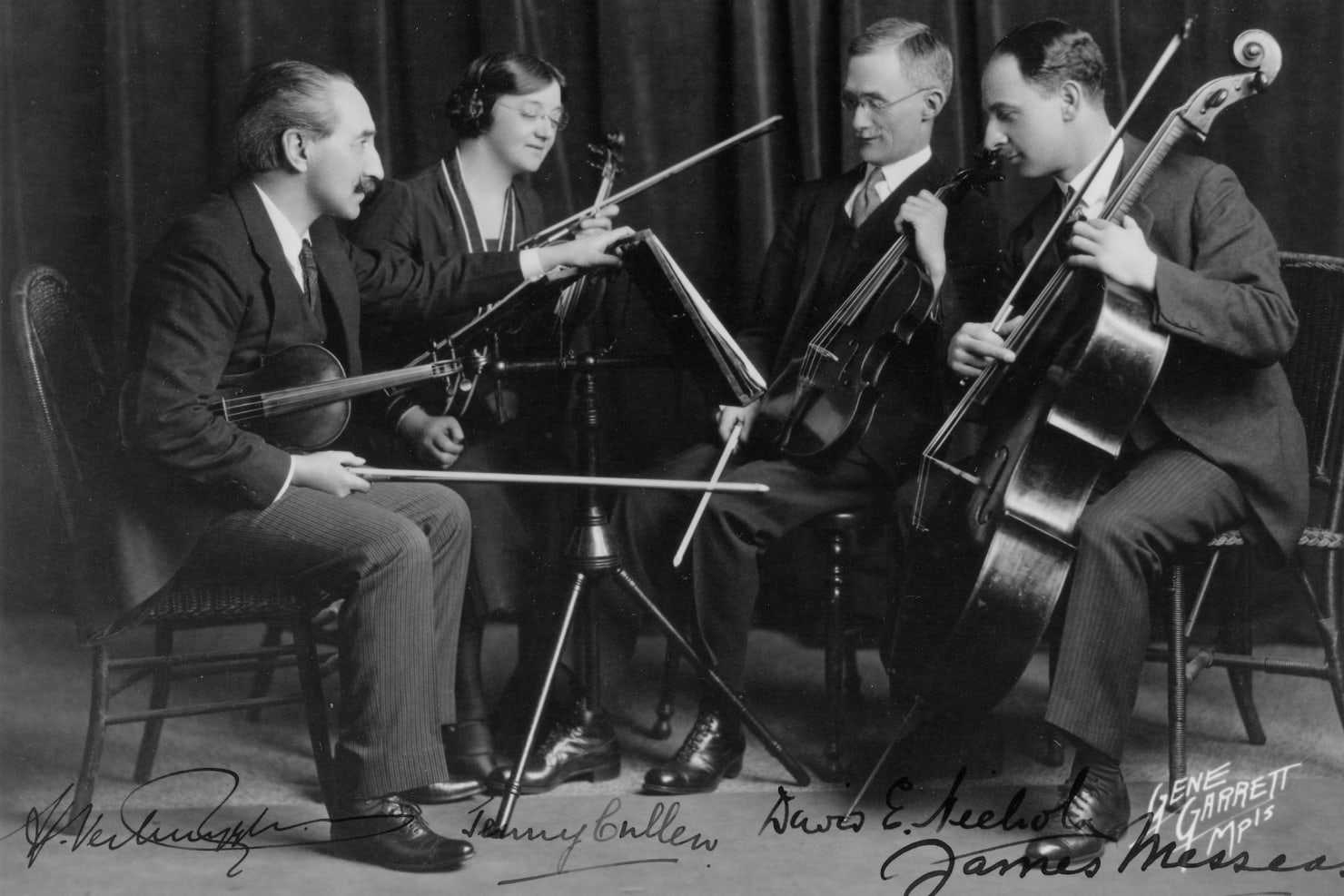 Ensemble of musicians in 1949