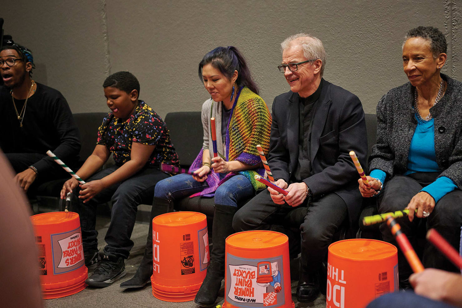 Bucket Drumming Susie Park, Osmo Vänskä, and community members