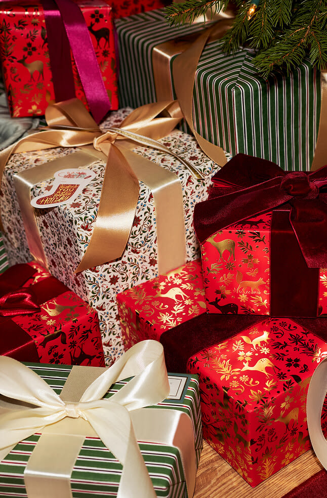 Gift Wrap & Accessories