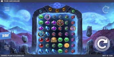 El logo de la Arcanum Maquina Tragamonedas