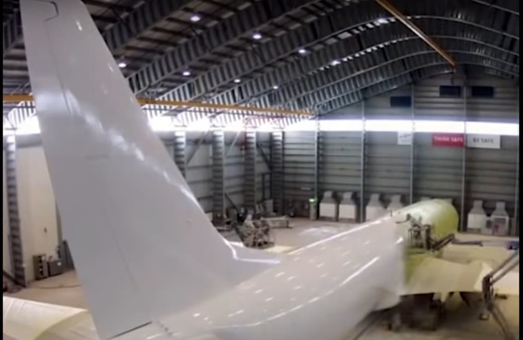 #Aerodatos: Así se hace un trabajo de repintado en aviación