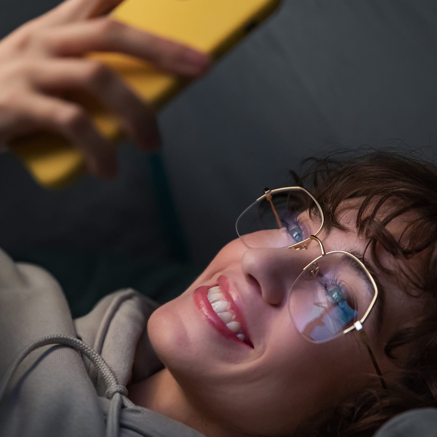 Brillen, Sonnenbrillen, Kontaktlinsen online kaufen: Mister Spex