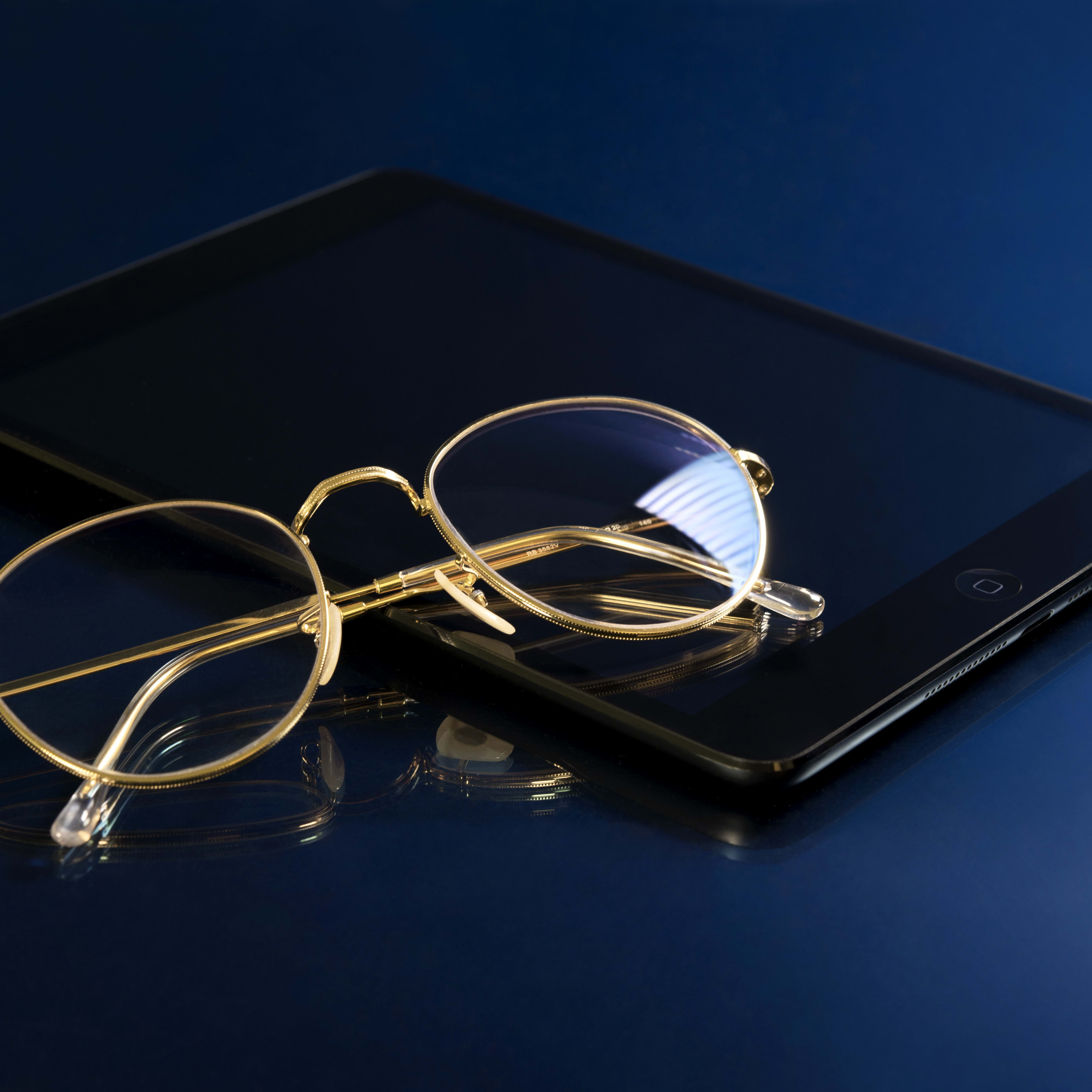 Lunettes avec filtre anti-lumière bleue