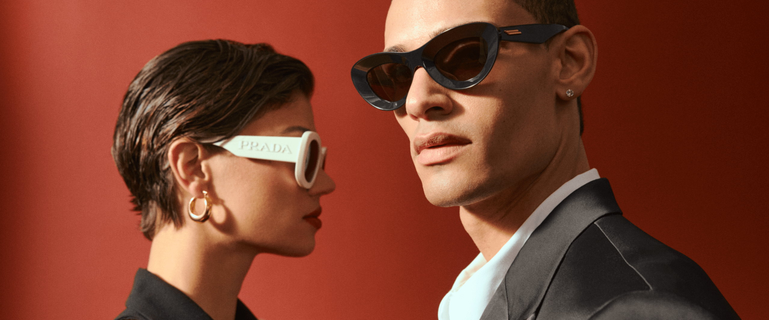 Maximalist/Statement Frames