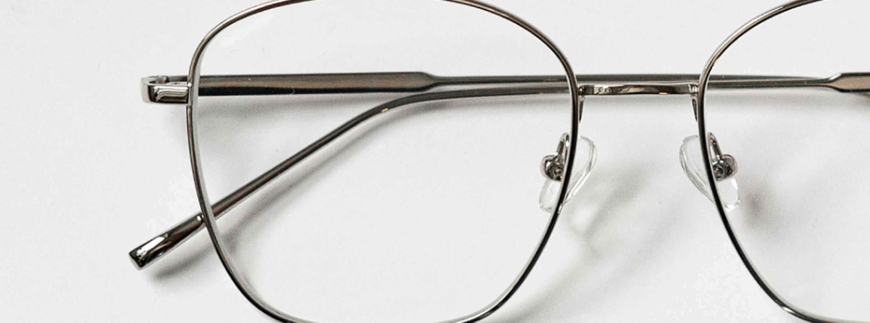 Square frame with silver metal frame