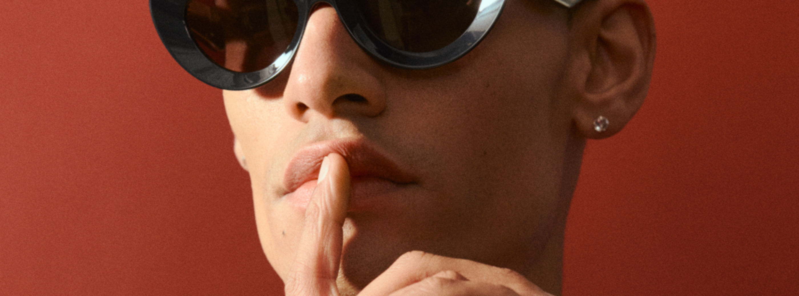 Maximalist/Statement Frames