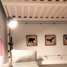 High Ceiling Room With Double Loft Bed In Catalonia Square