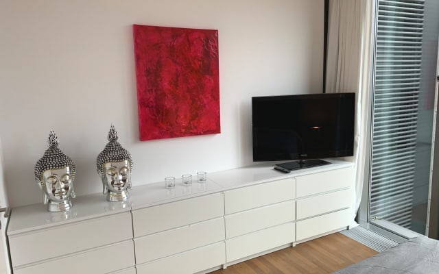 Room in penthouse with private shower room in a central location - Gay  accommodation to rent in Cologne