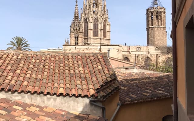 Magnificent Loft with views of the Cathedral